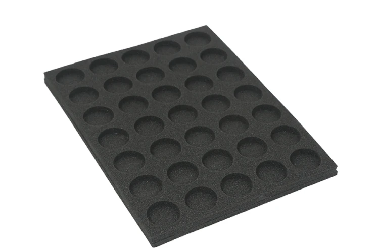 Foam tray for 32 mm bases.