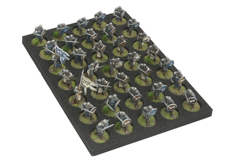 Pianka z modelami.