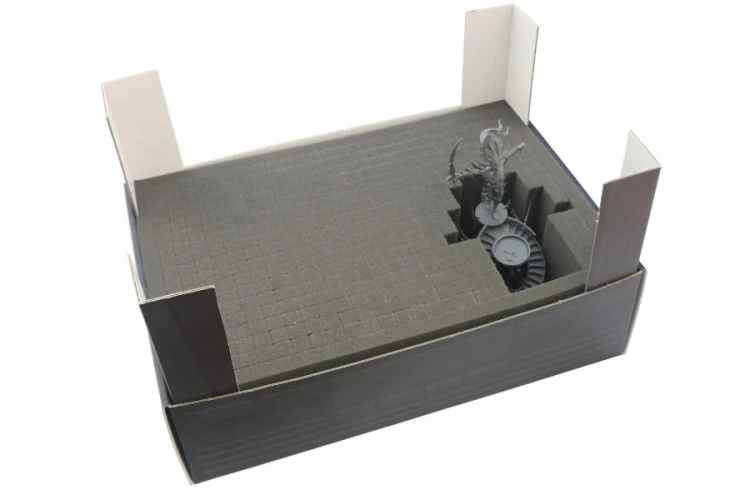 Monster Box for large miniatures of height up to 200mm.