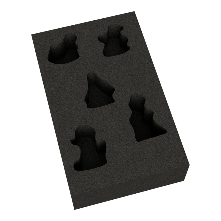 Kamandora's Blades Embergard.jpg