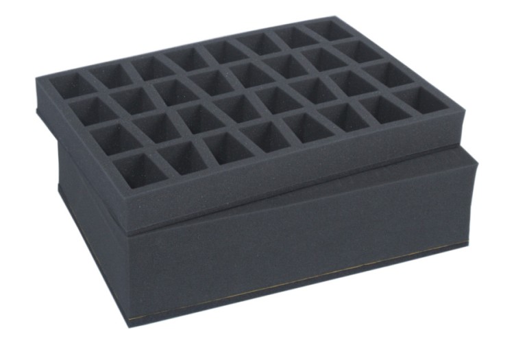 100 mm raster foam tray with second upper foam tray for 32 miniatures on 40 mm bases